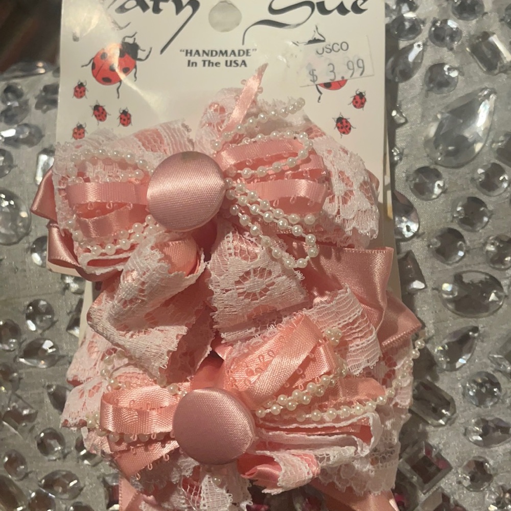 HAIR BOWS